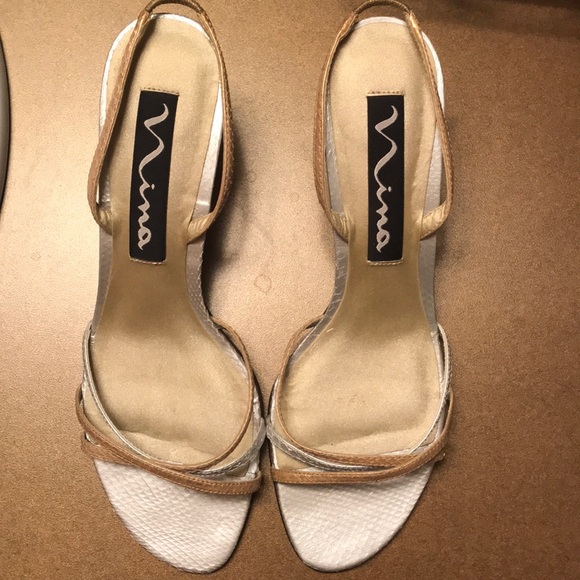 Nina size 8.5 little heeled shoe- all leather - Picture 1 of 5